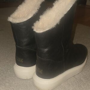 Australia Luxe Collective Black and Cream Winter Boots